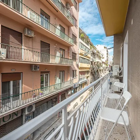 Dream Cozy 3br With Balcony *