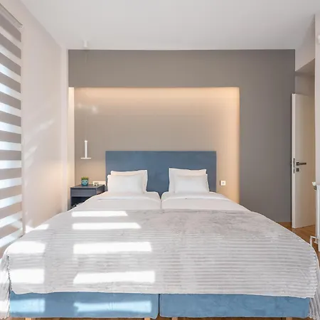 Dream Cozy 3br With Balcony Athen
